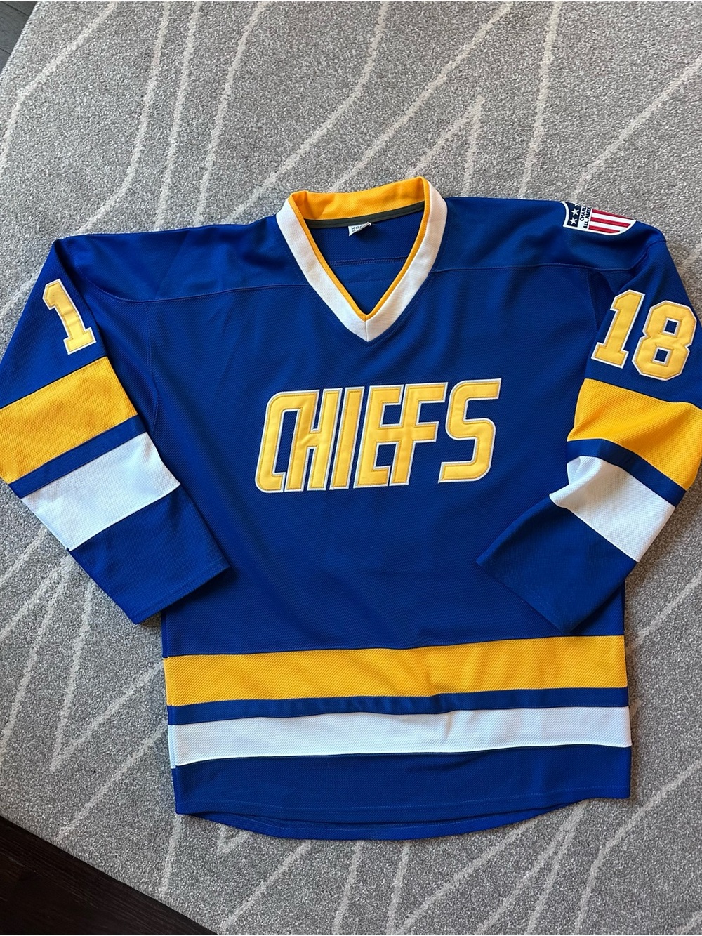 Charleston Chiefs Hanson #18 Hockey Jersey